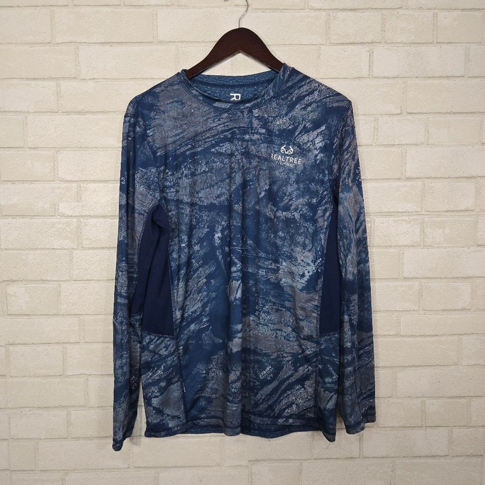 Realtree Fishing long sleeve top